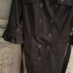 Bebe raincoat with ruffle sleeves! Vintage